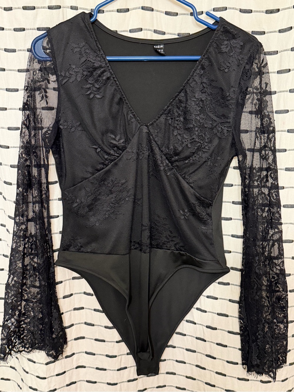 SHEIN Black Lace V-Neck Long Sleeve Bodysuit